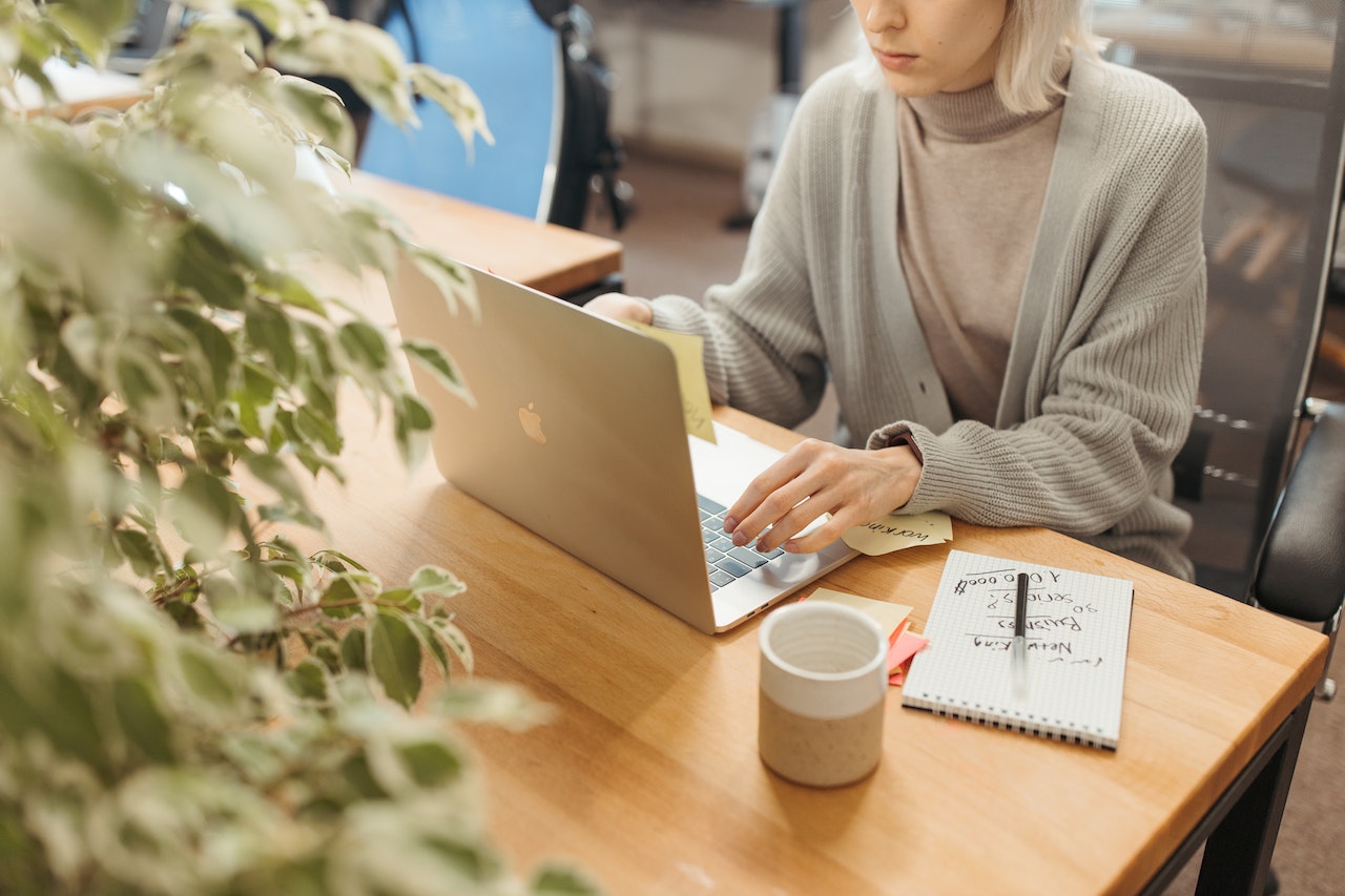 4 institutions culturelles sur 10 ne répondent pas aux questions de leurs publics par e-mail